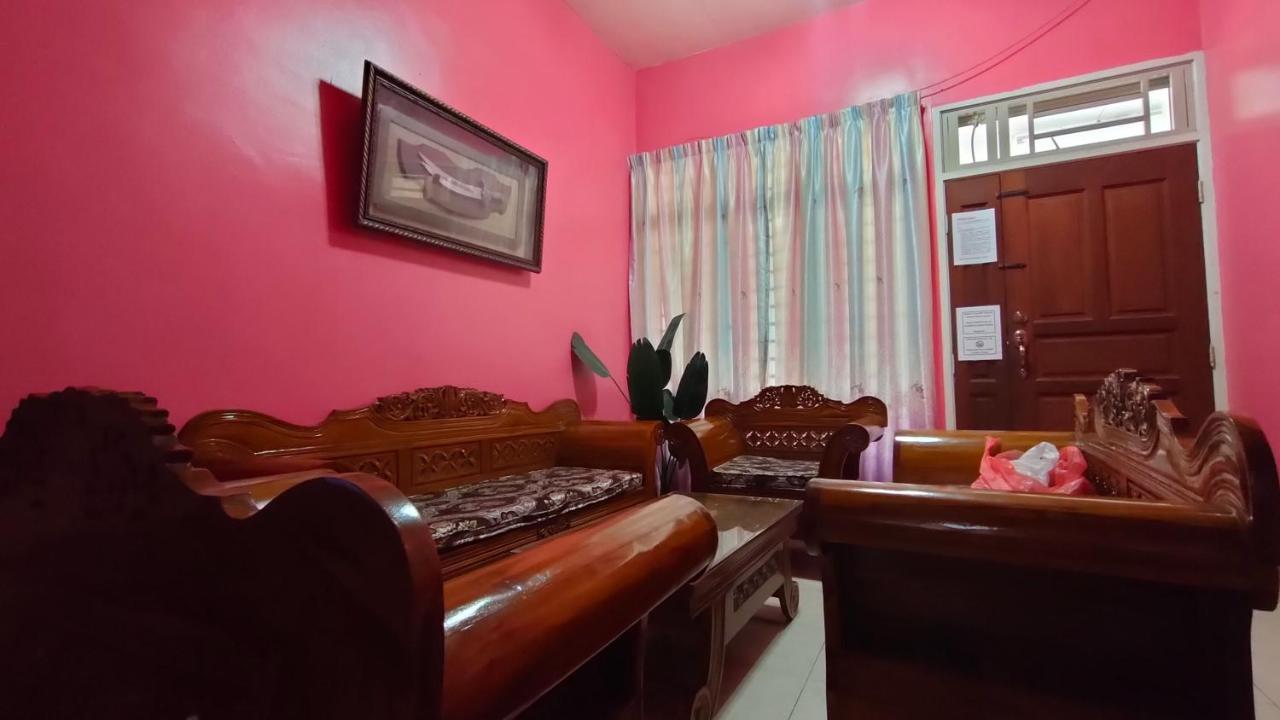 Zulaikha'S Homestay Ulu Tiram Johor Bahru 외부 사진